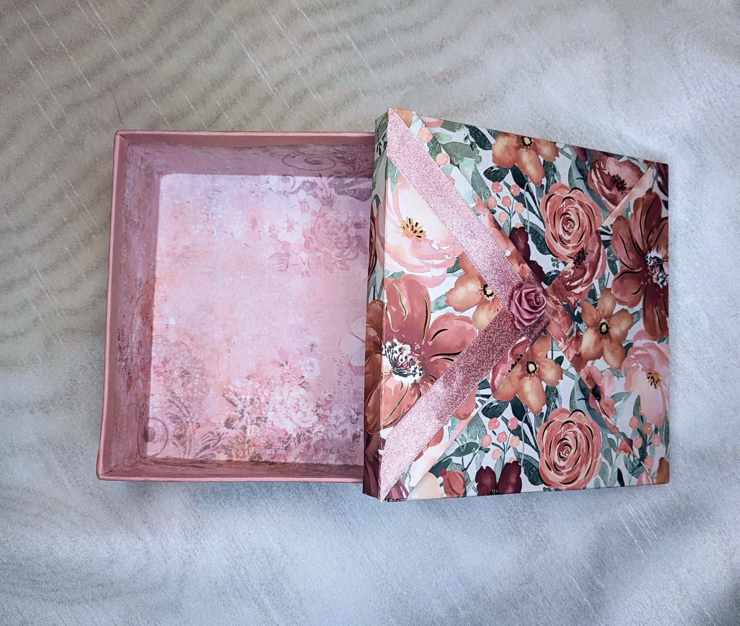 Note&Gift - Rustic Floral Gift Box with Lid – Handmade Decorative Box for Weddings, Birthdays, Keepsakes