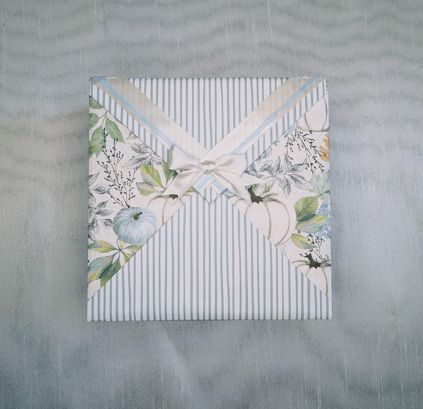 Note&Gift - Soft Fall Gift Box with Lid Handmade Decorative Keepsake Box for Anniversaries, Weddings and Birthdays.