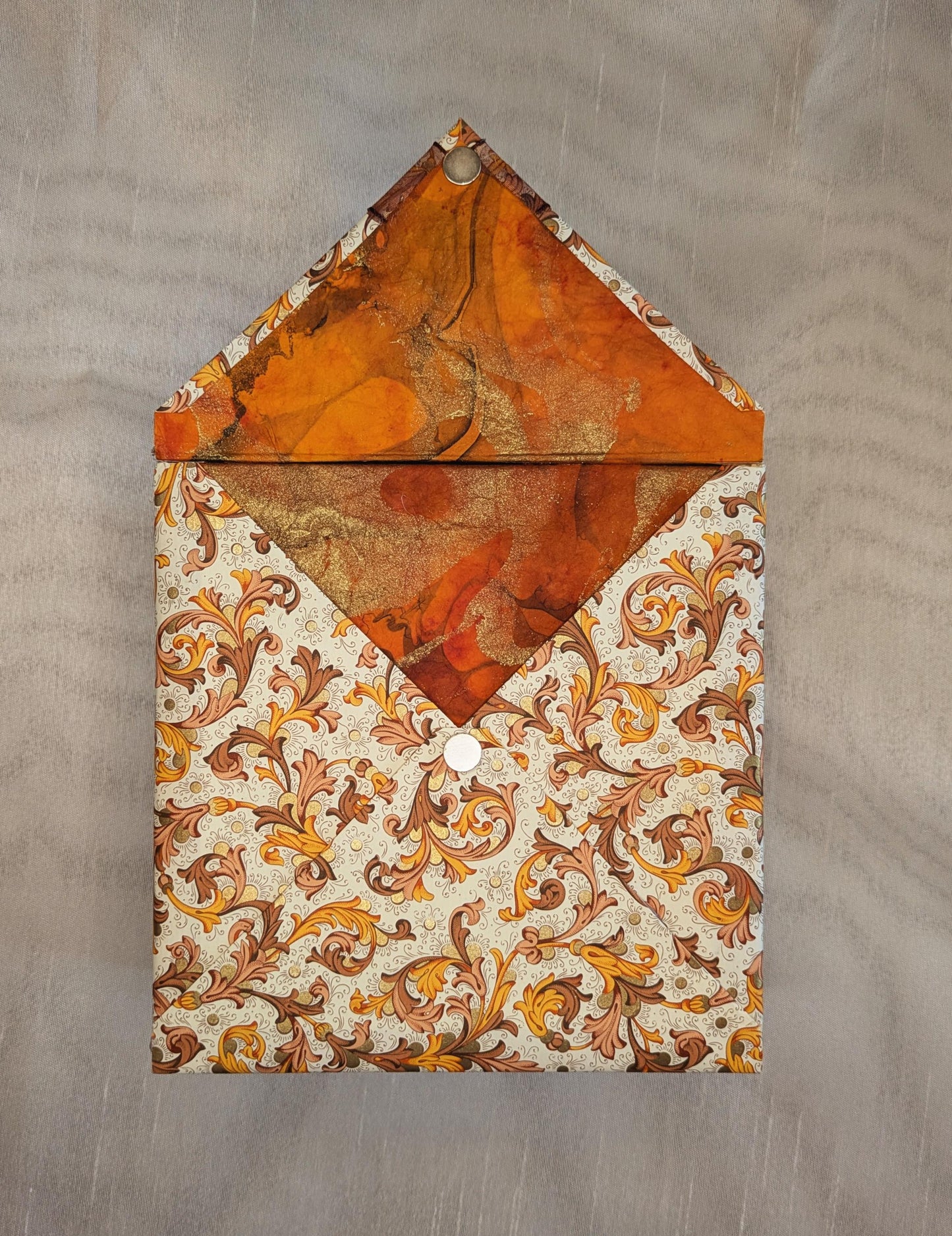 Handmade Autumn Floral Gift Box: Decorative Keepsake with Marbled Interior