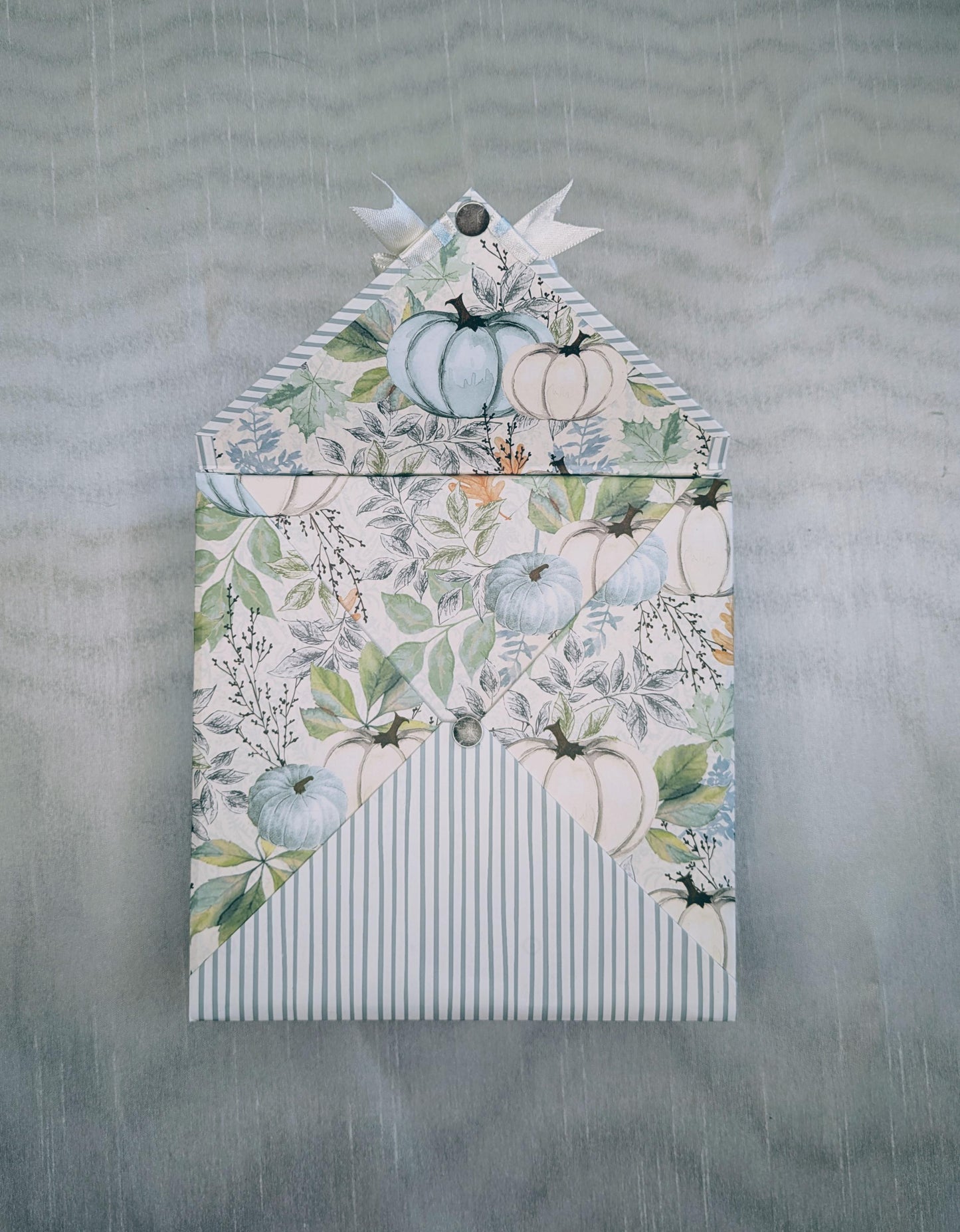 Note&Gift - Soft Fall Gift Box with Lid  Handmade Decorative Keepsake Box for Anniversaries, Weddings and Birthdays.